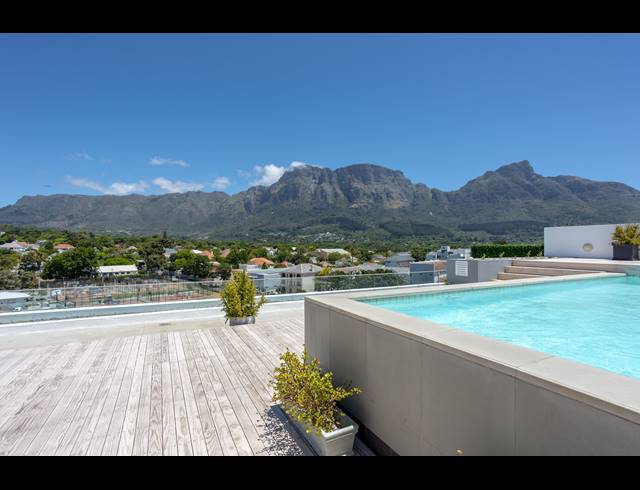 2 BEDROOM APARTMENT RENTED IN CLAREMONT UPPER
